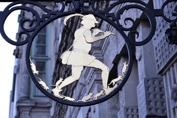 Editorial - An image of the old town of Hamelin - 17/01/29