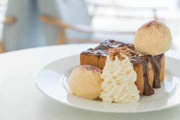 honey toast with vanilla ice-cream and chocolate
