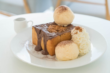 honey toast with vanilla ice-cream and chocolate