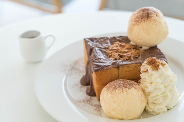 honey toast with vanilla ice-cream and chocolate