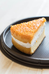 golden threads cake