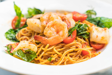 stir-fried spicy seafood spaghetti