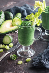 Healthy green smoothie