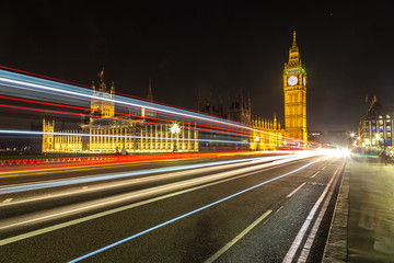 Fototapeta na wymiar London Big Ben and traffic on Westminster Bridge
