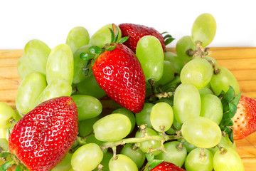 Uvas y fresas