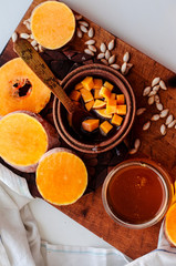 Bank with honey and pumpkin cubes