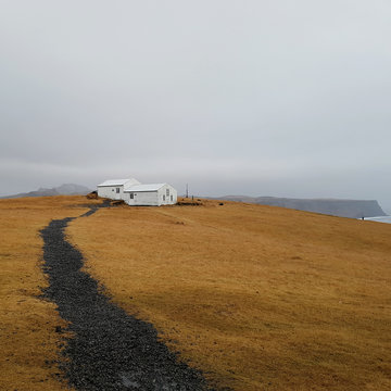 Lonely cabin Iceland