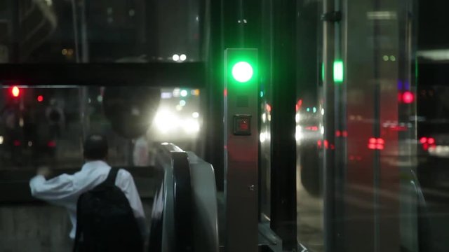 Entrada do metr&ocirc;