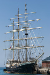 Fototapeta na wymiar Three-Masted Sailer