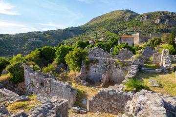 Fototapeta na wymiar Streets in ruins of Old town Bar, Montenegro