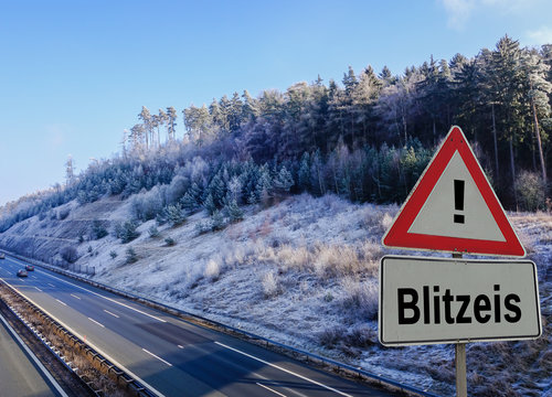 Symbolbild Blitzeis