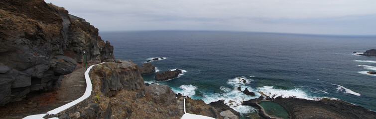 Pozo de las Calcosas is a small summer settlement on a El Hierro island