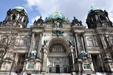 Fototapeta na wymiar Berlin Cathedral, German Berliner Dom