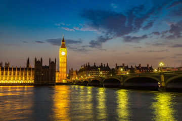 Fototapeta premium Big Ben, Parliament, Westminster bridge in London