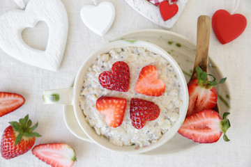 Love heart oatmeal, fun valentines breakfast