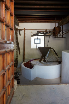 Alte Ölmühle für Olivenöl