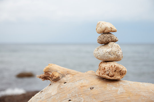 Steinmännchen am Meer