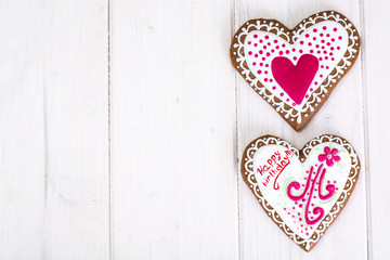 Holiday gift -imbirnye gingerbread with icing