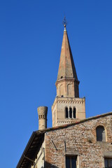 Fototapeta na wymiar Pordenone - scorcio con campanile San Marco