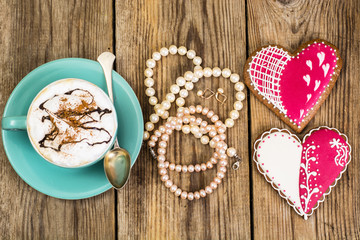 Pearl jewelry as a gift on Valentine's Day