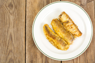 Fish fried in breadcrumbs