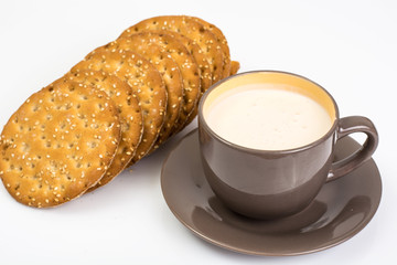 Dietary Menu: whole wheat bread and yogurt in a cup