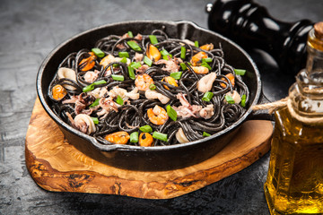 Black spaghetti with seafood