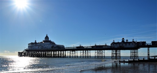Pier d'Eastbourne sous le soleil