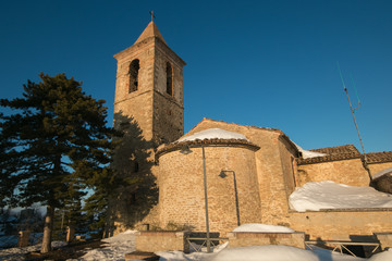 Antica chiesa nel centro storico di Montefalcone Appennino