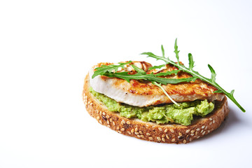 sandwich with turky and avocado