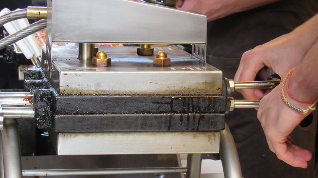 Gaufrier professionel r&eacute;versible