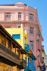 Obraz premium Colorful buildings in Old Havana