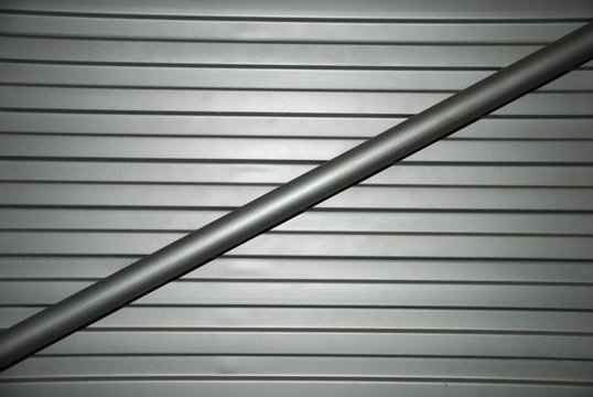 Fondo met&aacute;lico con pasamanos