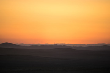 Fototapeta na wymiar Sunset over the desert