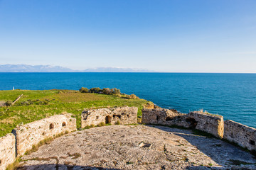 Fototapeta na wymiar infinity sea view from the walls of Koroni fortress