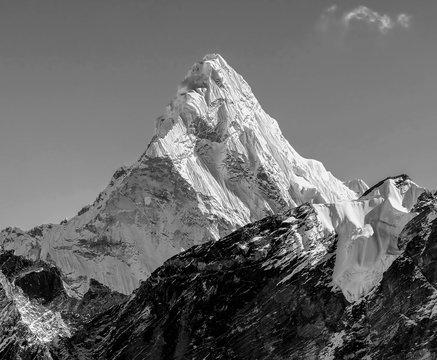 Fototapeta View of the Ama Dablam (6814 m) from Kala Patthar slope - Everest region, Nepal, Himalayas (black and white)