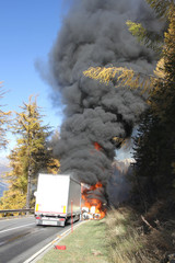 incendie de camion au Col du Simplon
