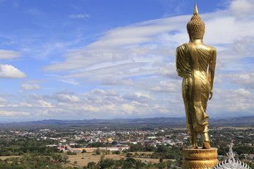 Buddha sculpture standing