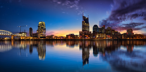 Fototapeta na wymiar Nashville skyline blue hour
