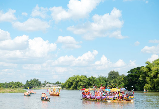 Kathin ceremony in the river