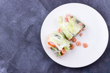 Fresh spring rolls