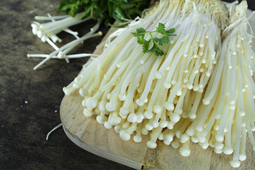 fresh white enoki mushroom, Golden needle mushroom