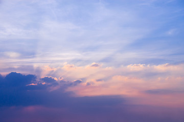 Fototapeta na wymiar sunset/sunrise sky with light beam pass clouds and sky backgroun