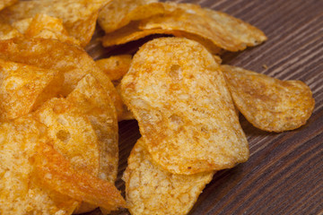 Spicy potato chips

