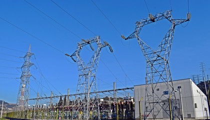 Torres electricidad de alta tensión
