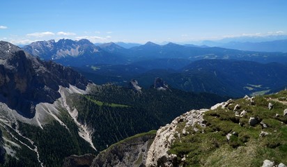 Fototapeta na wymiar Südtiroler Berglandschaft Rosengarten Fanes