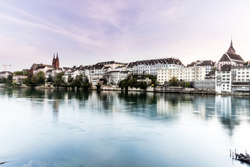 Obraz na płótnie Canvas Stadt Basel mit Münster und Rhein, Schweiz