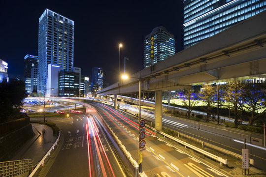 東京　夜景　大都会の幹線道路が交差する　赤坂見附　港区