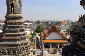 BANGKOK, THAILAND - December 15, 2014: Wat Arun (Temple of Dawn)