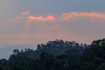 The sun beam behind the cound